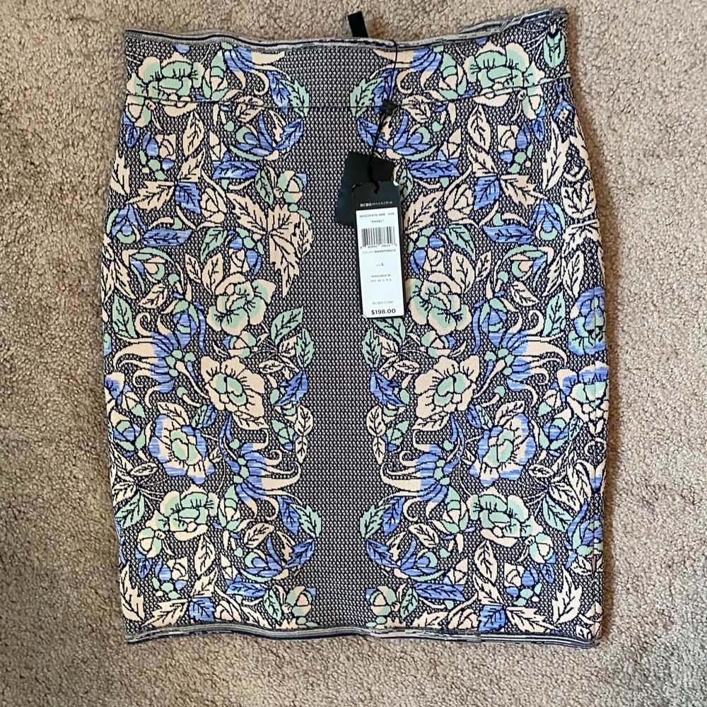 NWT BCBG Bandage Floral Skirt